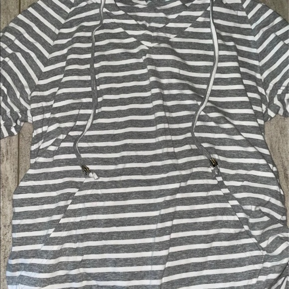 Maternity lightweight sweatshirt - Picture 2 of 2